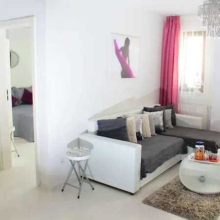 White Luxury *